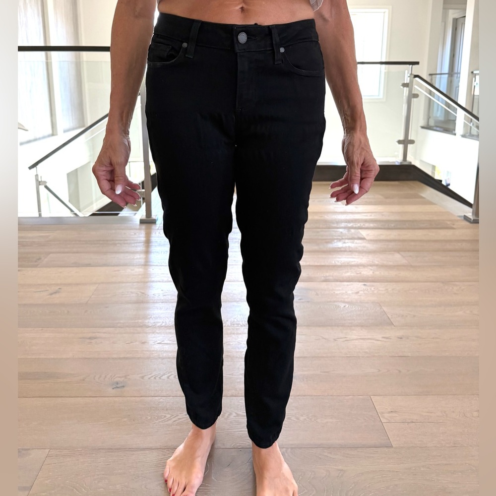 PAIGE Black Skinny Jeans Sleek and Stylish